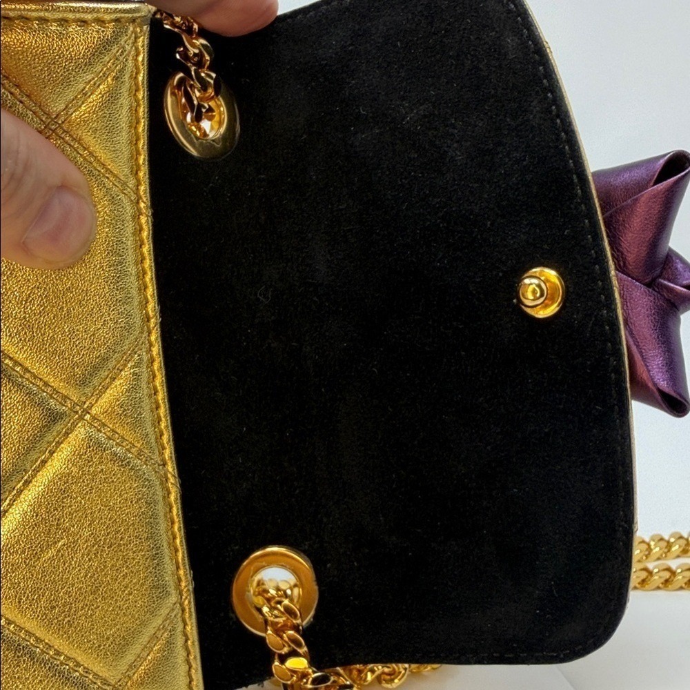 Marc Jacobs Rare Metallic Gold Quilted Leather Bow Mini Trouble Crossbody Bag - Picture 7 of 16